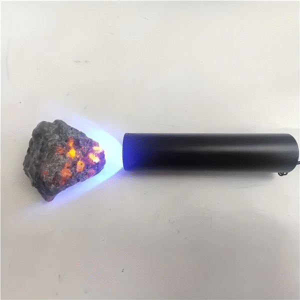 Natural Glowing Fluorescent Flame Stones 5Pcs