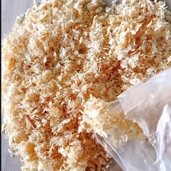 Soft Wood Shavings for Small Animals 200g